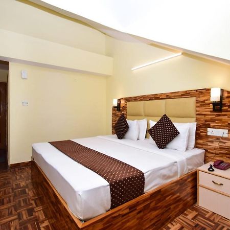 Manali Holiday Lnn - Gym, Spa, Dj Night, Pool Bagian luar foto